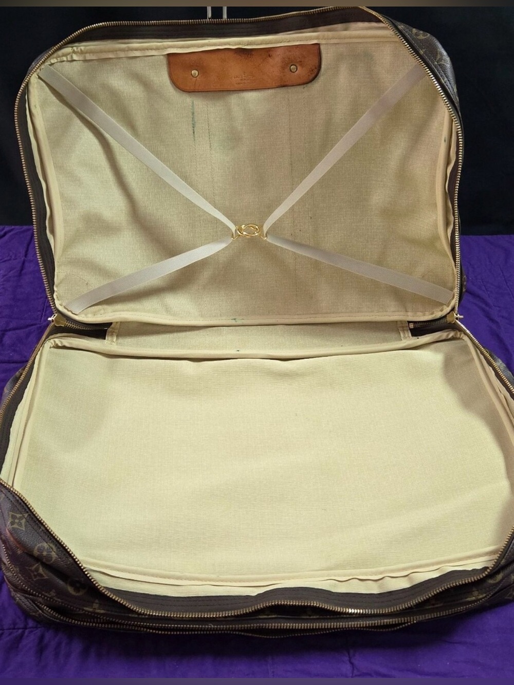 ✨Final✨ Louis Vuitton Rare Vintage
Monogram Sac Trois Poche 55
Travel Bag w/COA - Picture 12 of 16
